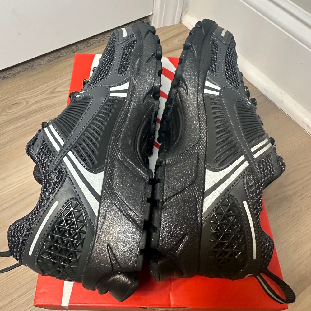Nike Zoom Vomero 5 GG GS Dark Smoke Grey Kids Running Shoes IB3812-001 Size 5Y - Picture 7 of 8